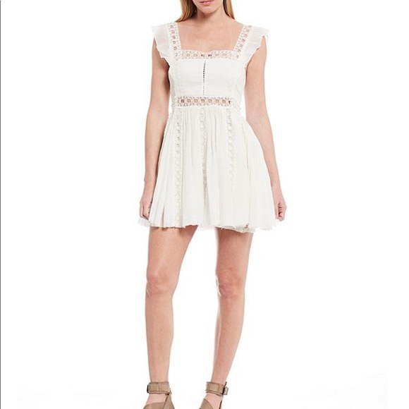 F.P. “Verona Crochet Flutter Strap A-Line Mini” - Picture 3 of 9